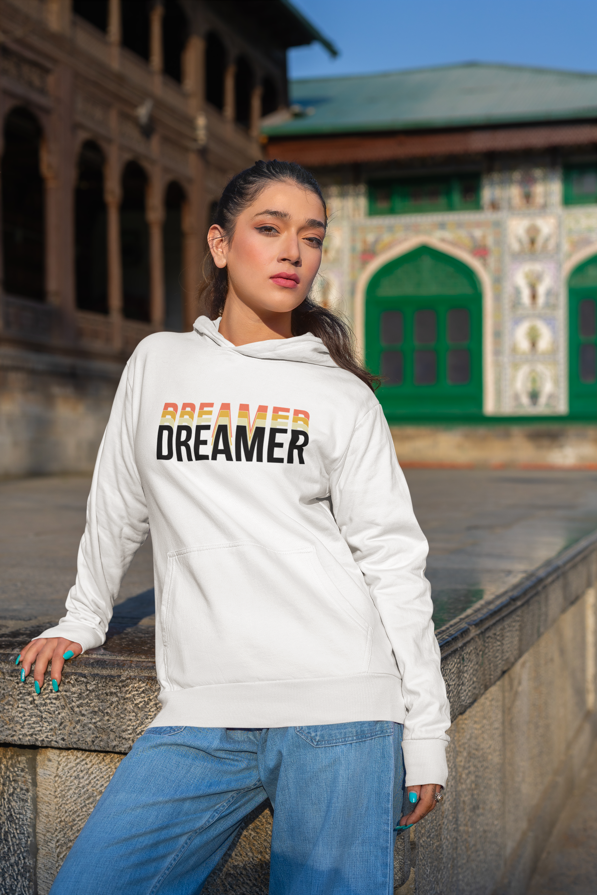 “DREAMER” Unisex Pullover Hoodie (White)